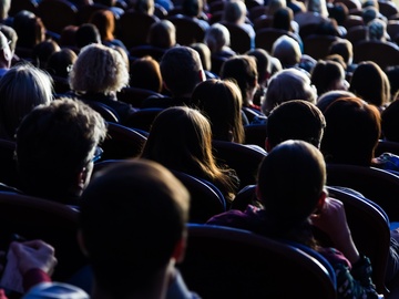 В ночь лунного затмения