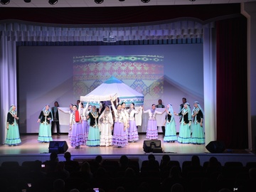 В семье единой