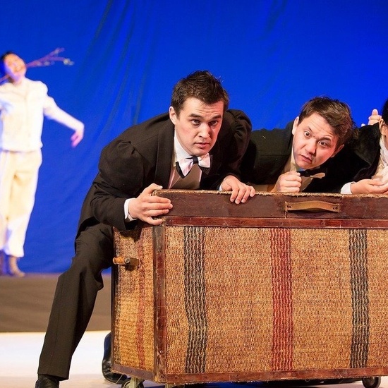 У ковчега в восемь