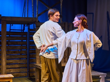 Синяя-синяя речка