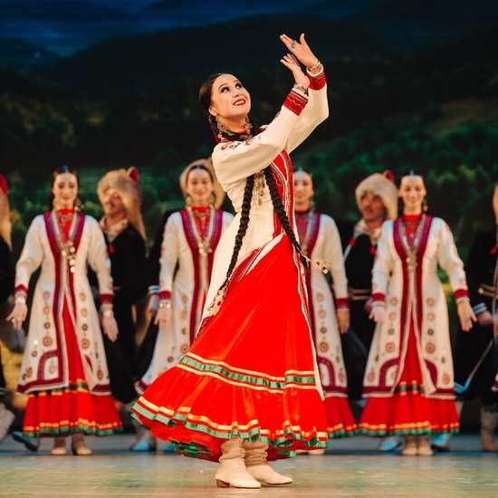 Фестиваль «Танец — душа народа». Ансамбль им. Гаскарова и ансамбль «Салтанат»