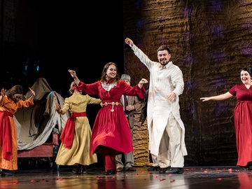 Җил артыннан / Бегущий за ветром