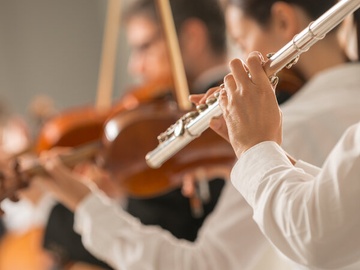 В порыве нежности сердечной