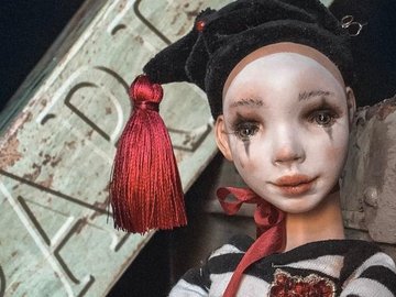 Онлайн-показ представления Образцового театра кукол, пластики и клоунады «Непоседы» «Мимы и куклы»