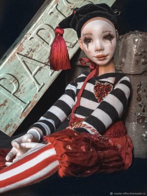 Онлайн-показ представления Образцового театра кукол, пластики и клоунады «Непоседы» «Мимы и куклы»